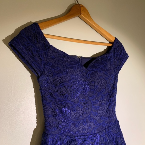 Flouncy blue prom dress - Picture 2 of 4